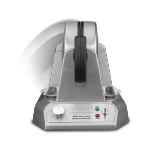 Miniatūra belgu gofru pannas Waring: Izveidojiet līdz pat 100 gofrēm stundā.