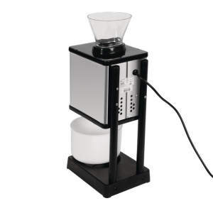 Elektriskais ledus smalcinātājs Waring IC20E - 30 kg/h: Profesionāla kvalitāte