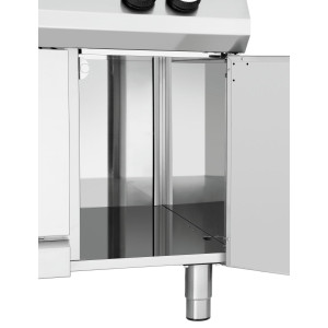 Bartscher 900 serijas plīts ar 6 elektriskajām plāksnēm.