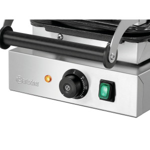 Profesionāls vafeļu cepējs Bartscher 1HW211 no nerūsējošā tērauda - Ideāla sirds formas vafeļu cepšana