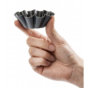 Mini briošu formas ar nelipīgu pārklājumu 75 mm - 12 gabalu komplekts, Matfer Bourgeat