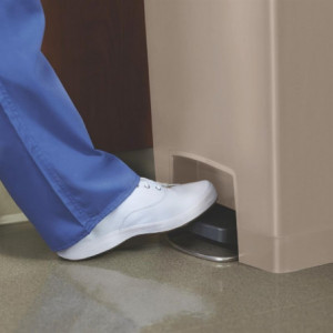 Atkritumu tvertne ar pedāli Slim Jim Beige - 50L - Rubbermaid