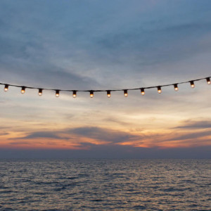 Āra apgaismojuma girlande ar spuldzītēm ar pavedienu - Link Me Light - Lumisky